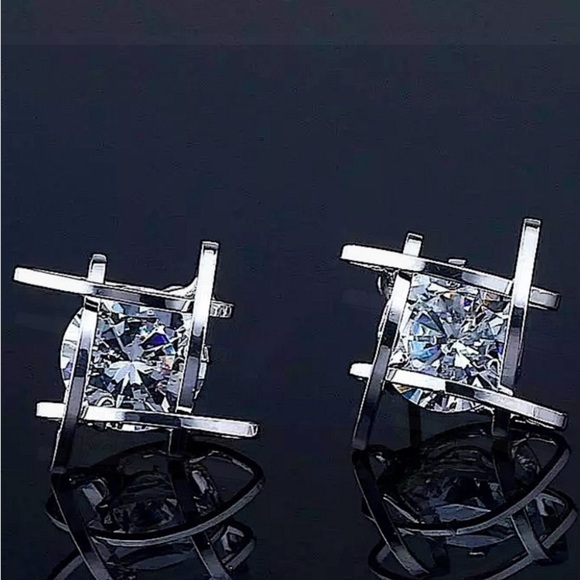 Caged Diamond Silver Zircon 3D Stud Earrings - Picture 3 of 3